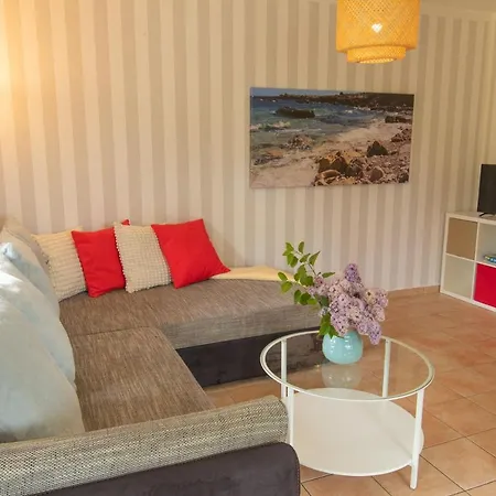 Haus Hansi Holiday home Wieck